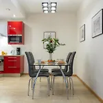 Haven, 2-bedroom W/underground Parking! * Kraków