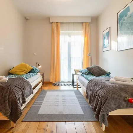 Apartment Haven, 2-bedroom W/underground Parking! *