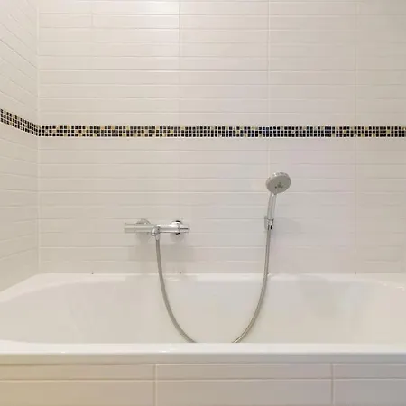 Haven, 2-bedroom W/underground Parking! Apartment