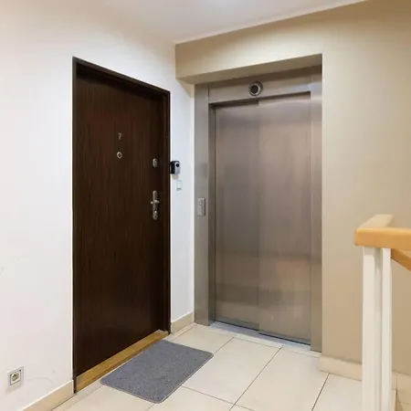 Haven, 2-bedroom W/underground Parking! Apartment Krakow
